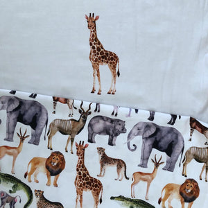 Giraffe - White Panel